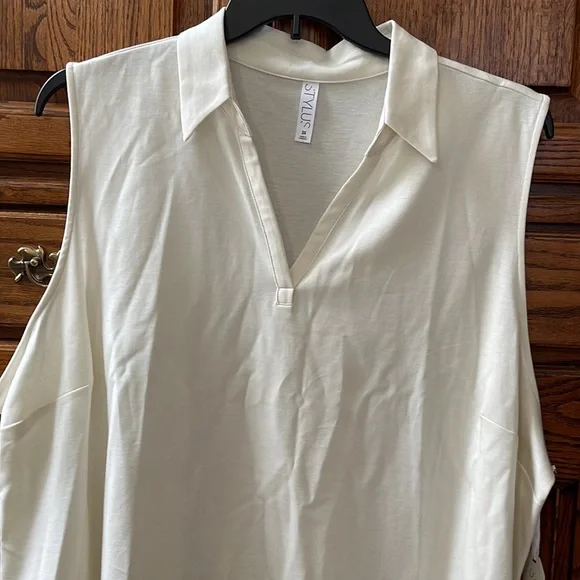 NWT STYLUS IVORY SLEEVELESS COLLARED BLOUSE SZ 3X - Picture 2 of 5